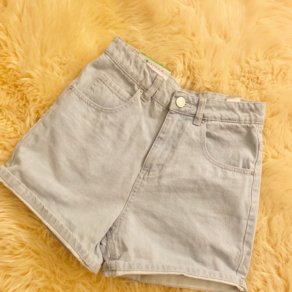 Light denim shorts